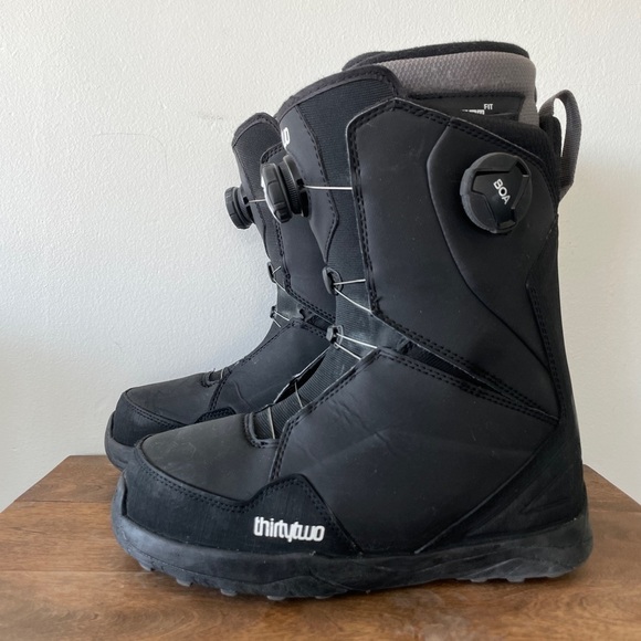 32 Thirty Two Black Lashed Double Boa Black Snowboard Boots - Picture 5 of 12